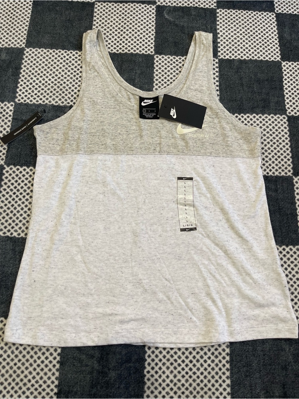 Nike Women’s Light Gray Two-Tone Tank Top